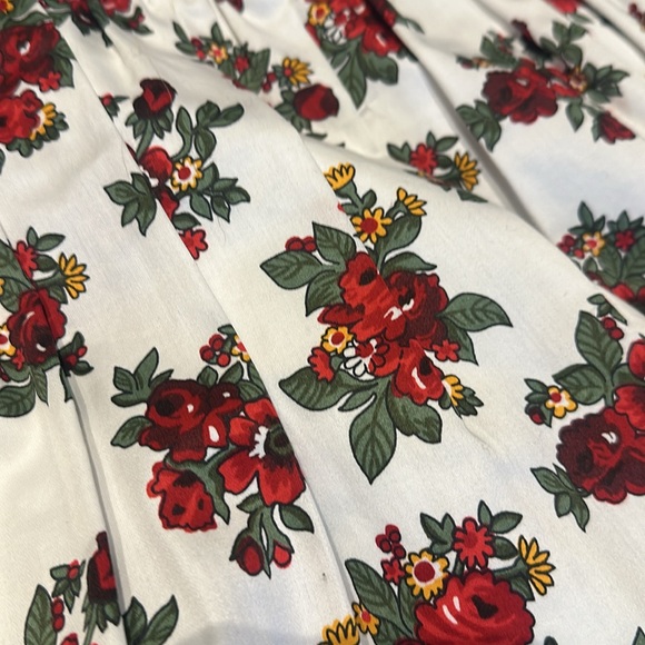 Brooks Brothers White & Red Floral Fit and Flare Dress Size 10 - Picture 5 of 7